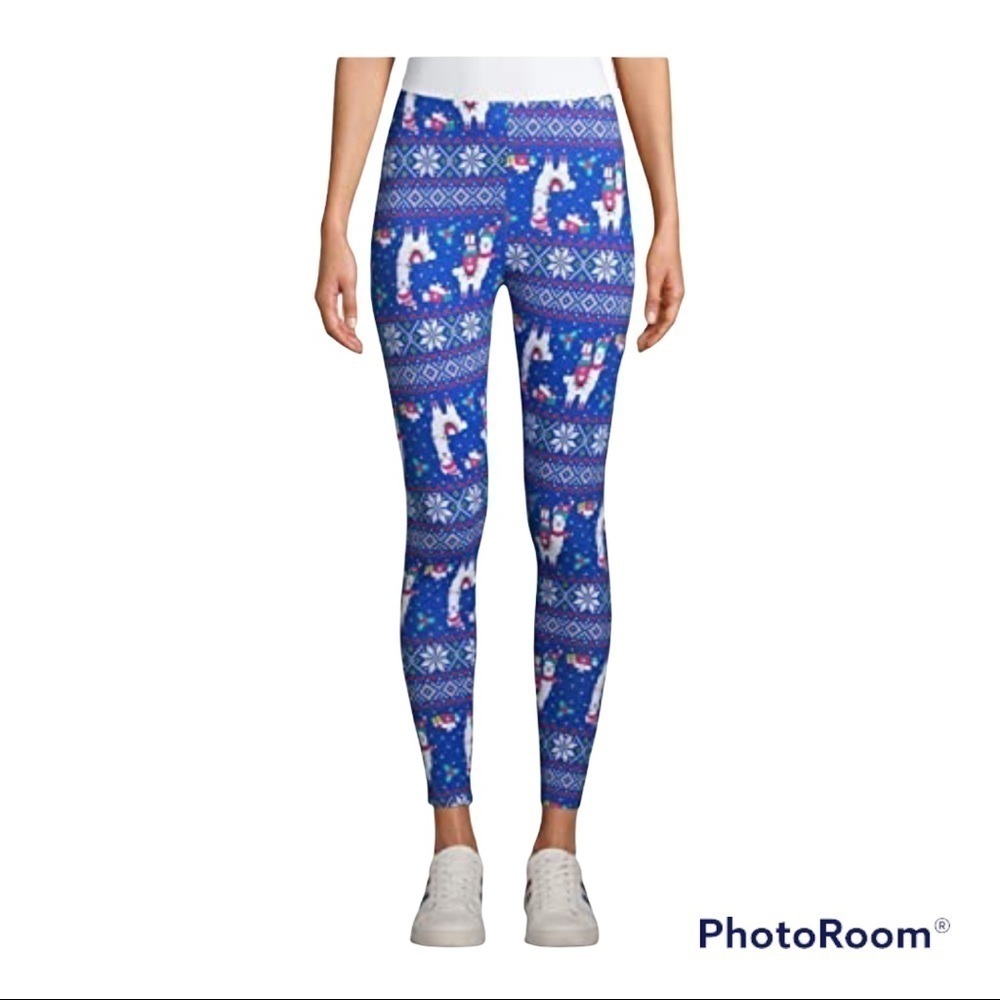 No Boundaries Juniors Christmas Llama Fair Isle B&W Leggings & Matching Tee 7/8